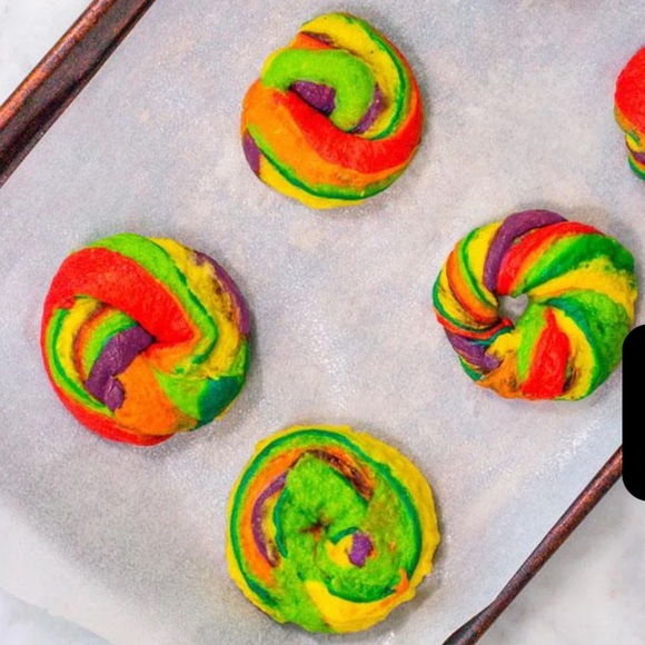 NWT Farm Steady Rainbow Bagel Making Kit - Picture 6 of 7
